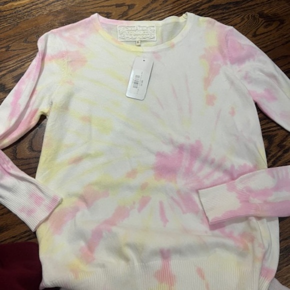 Tye Dye Super soft cozy sweater - Picture 1 of 3